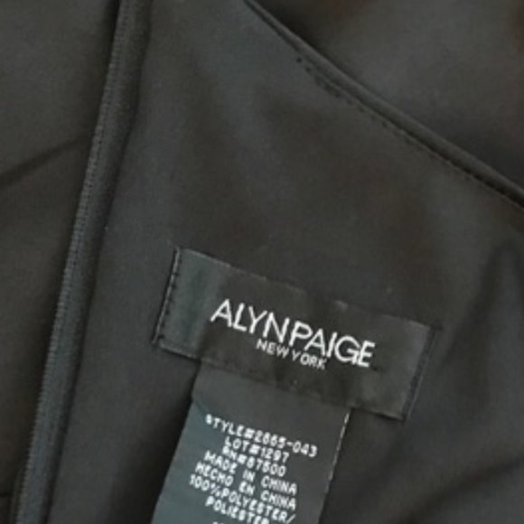 🌴 Alyn Paige Dress Size 7/8 - Picture 9 of 9